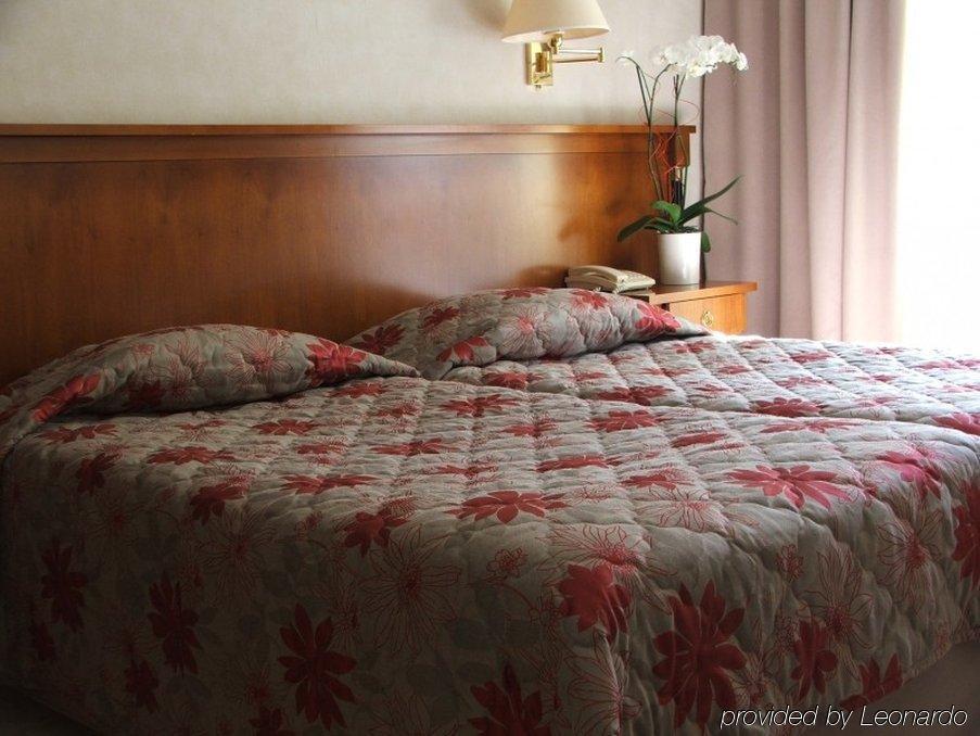 Hotel Diana Vence Kamer foto